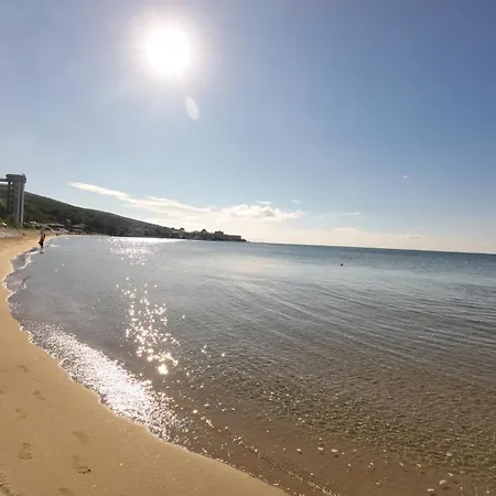 William's - Sixth Large Lejlighed